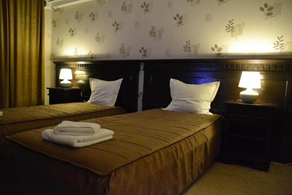 Hotel Condor Drobeta Turnu Severin Habitación foto